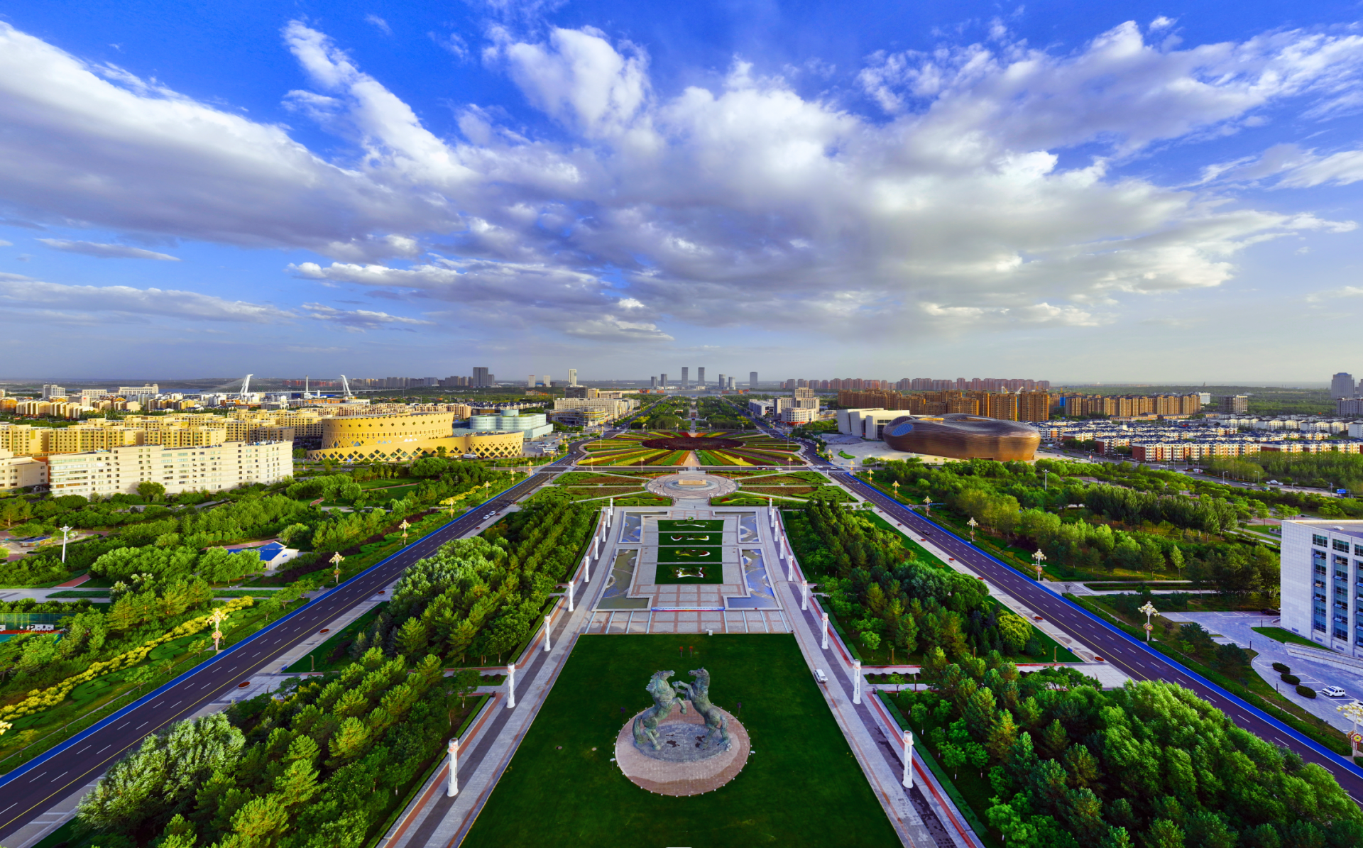 鄂尔多斯,沙漠明珠的启示与奋斗之路